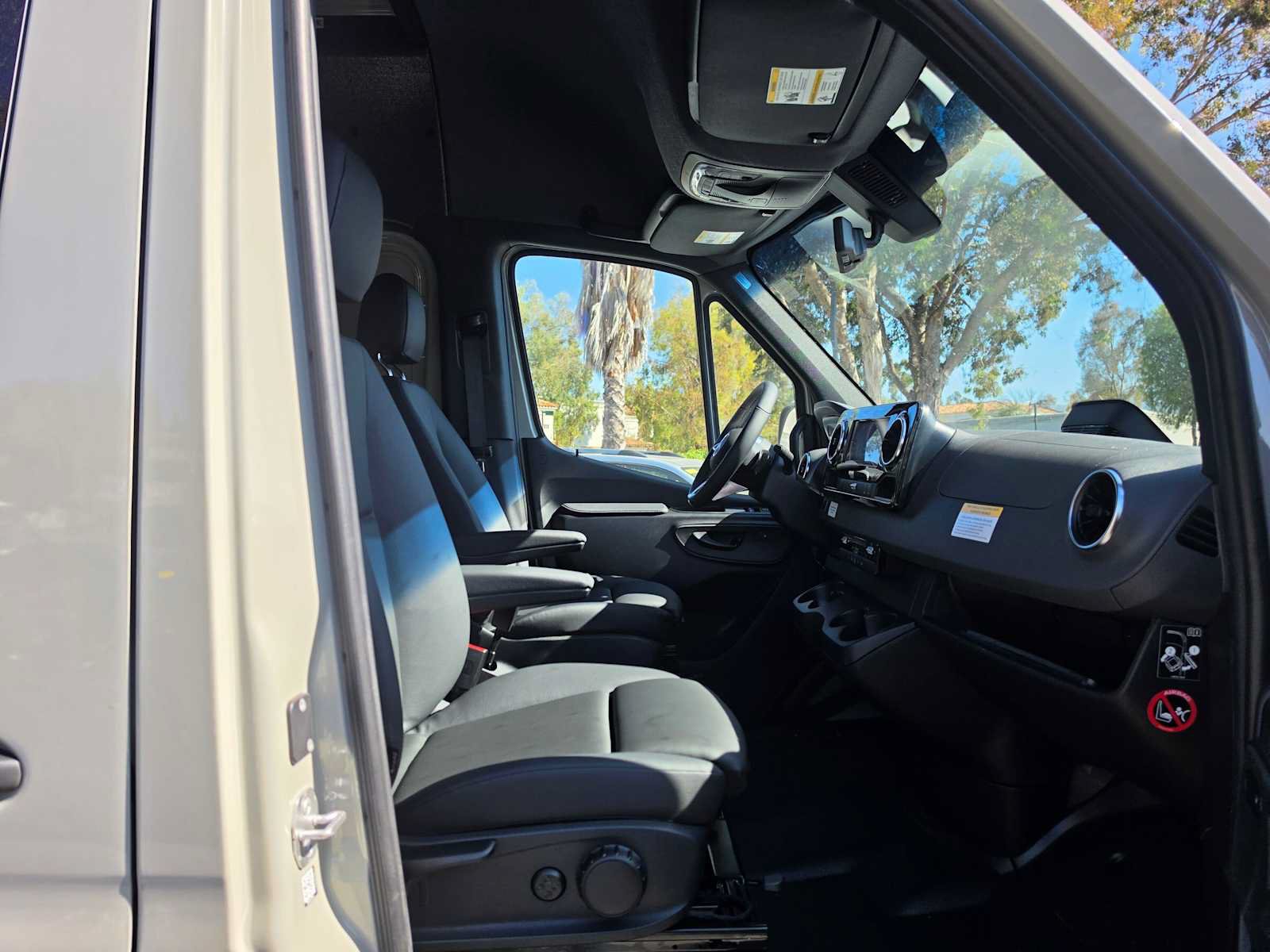 New 2026 Mercedes-Benz Sprinter 2500 image 10