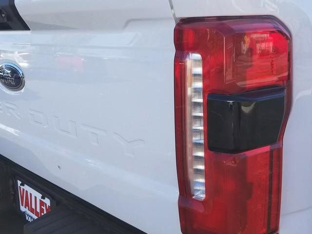 New 2026 Ford F450 XLT image 11