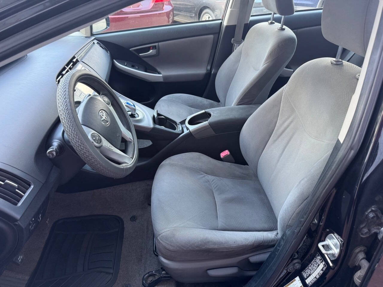 Used 2013 Toyota Prius Two FWD image 11