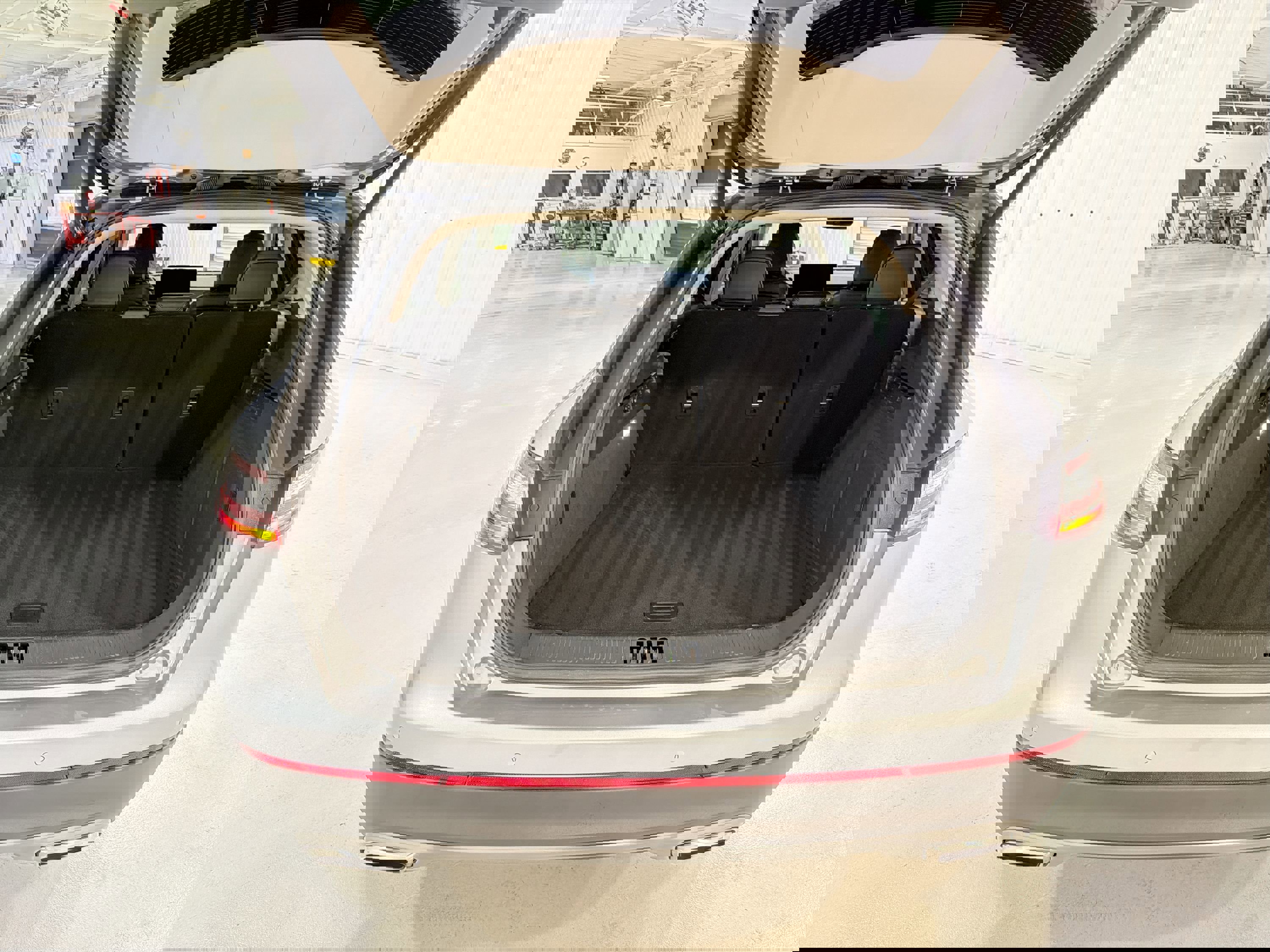 Used 2021 Lincoln Nautilus FWD image 26