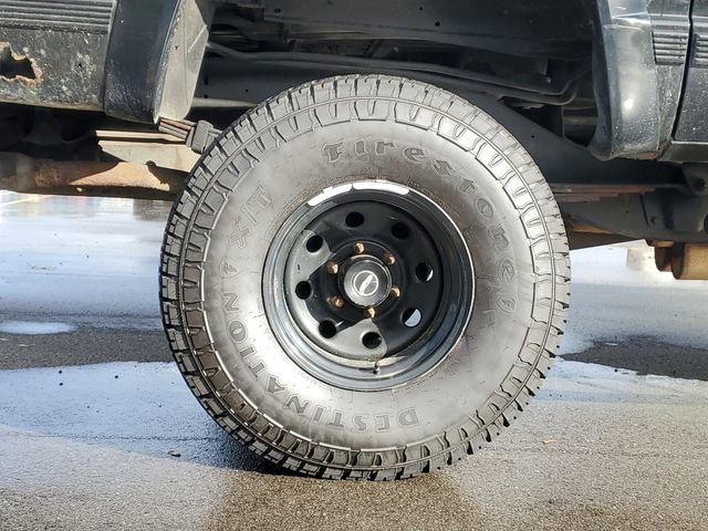 Used 1997 Chevrolet Suburban 4WD w/ Preferred Equipment Group 2 image 5