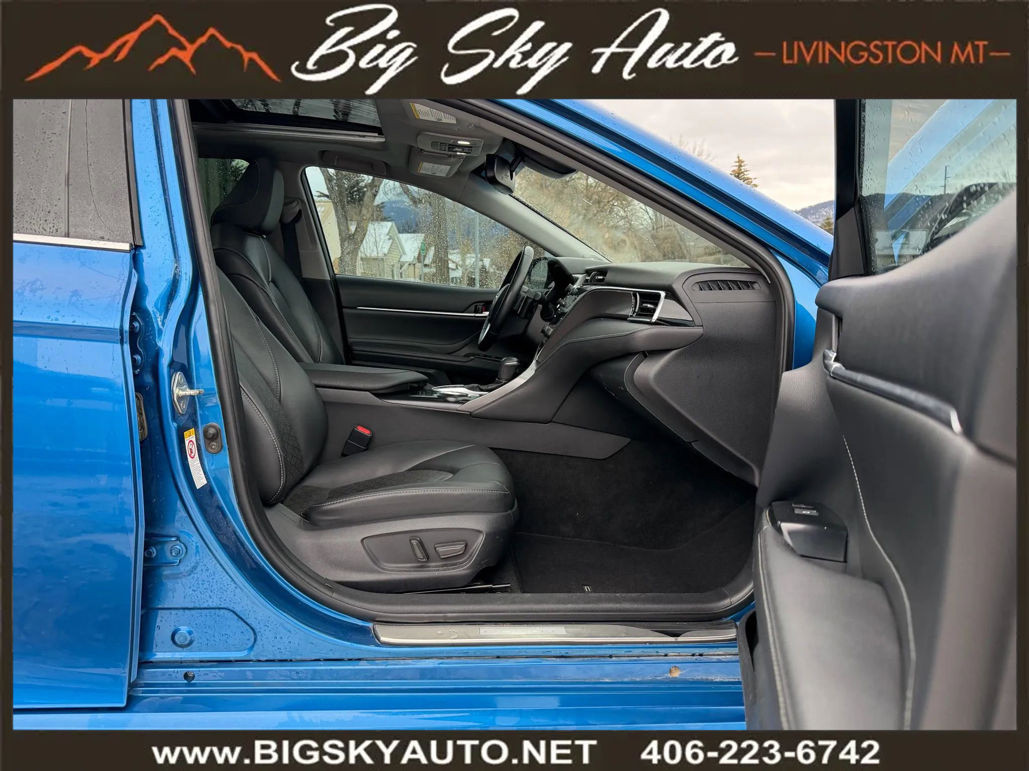 Used 2018 Toyota Camry XSE image 19