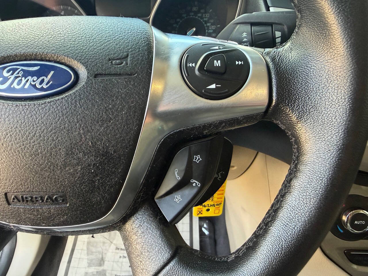 Used 2012 Ford Focus SEL FWD image 22