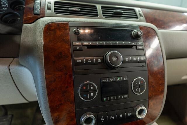 Used 2011 Chevrolet Silverado 2500 LTZ w/ LTZ Plus Package AWD/4WD image 14