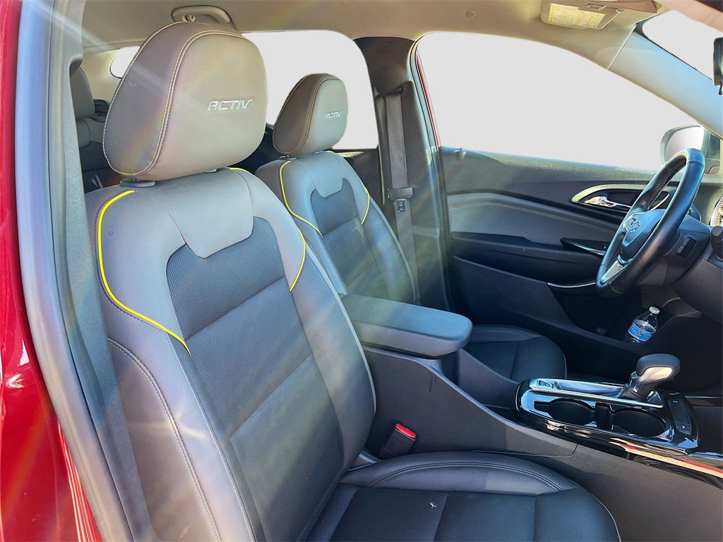 Used 2024 Chevrolet Trax ACTIV w/ Driver Confidence Package image 26