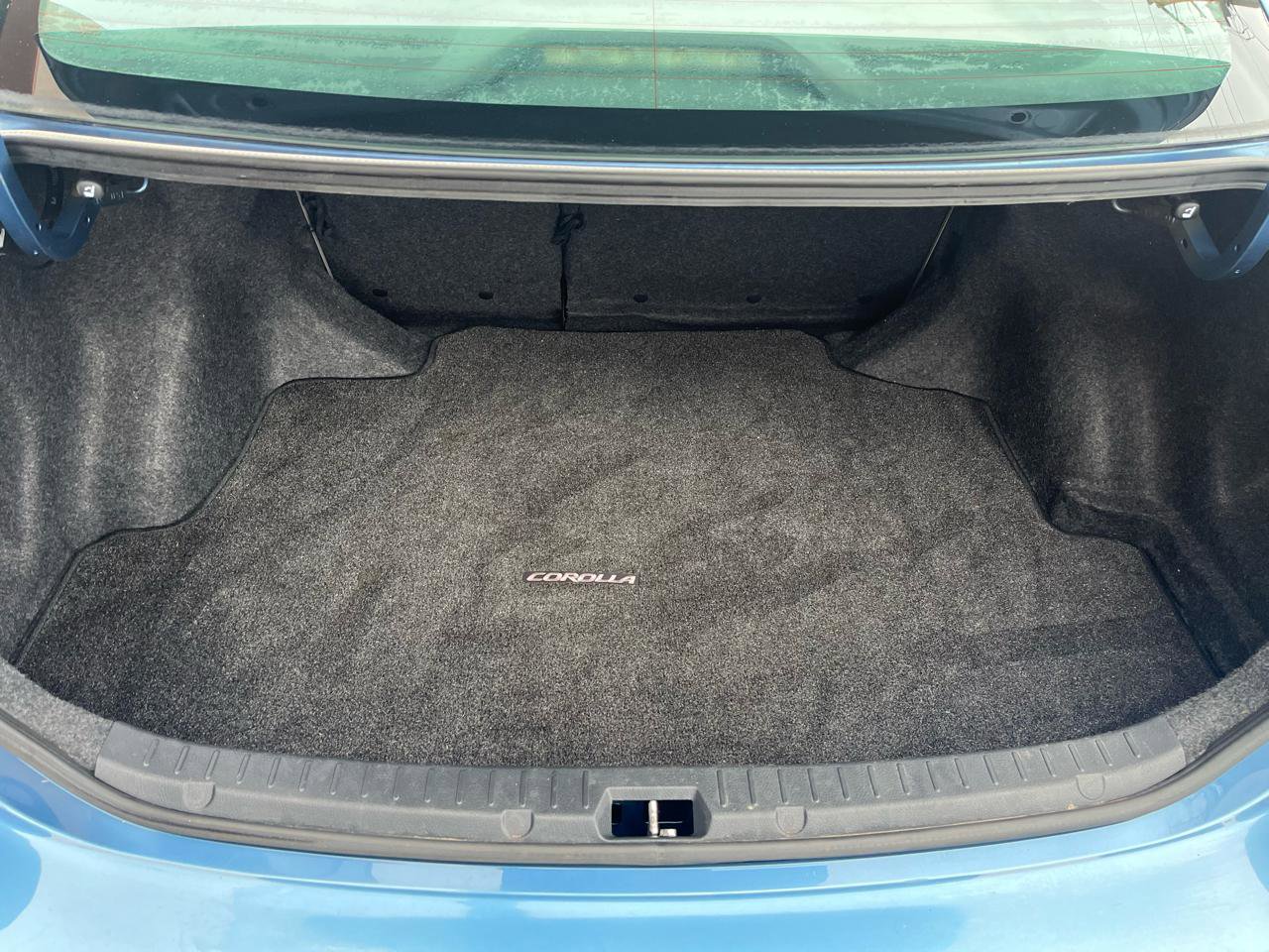 Used 2013 Toyota Corolla LE FWD image 6