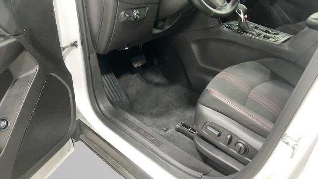Used 2024 Chevrolet Equinox RS AWD/4WD image 28