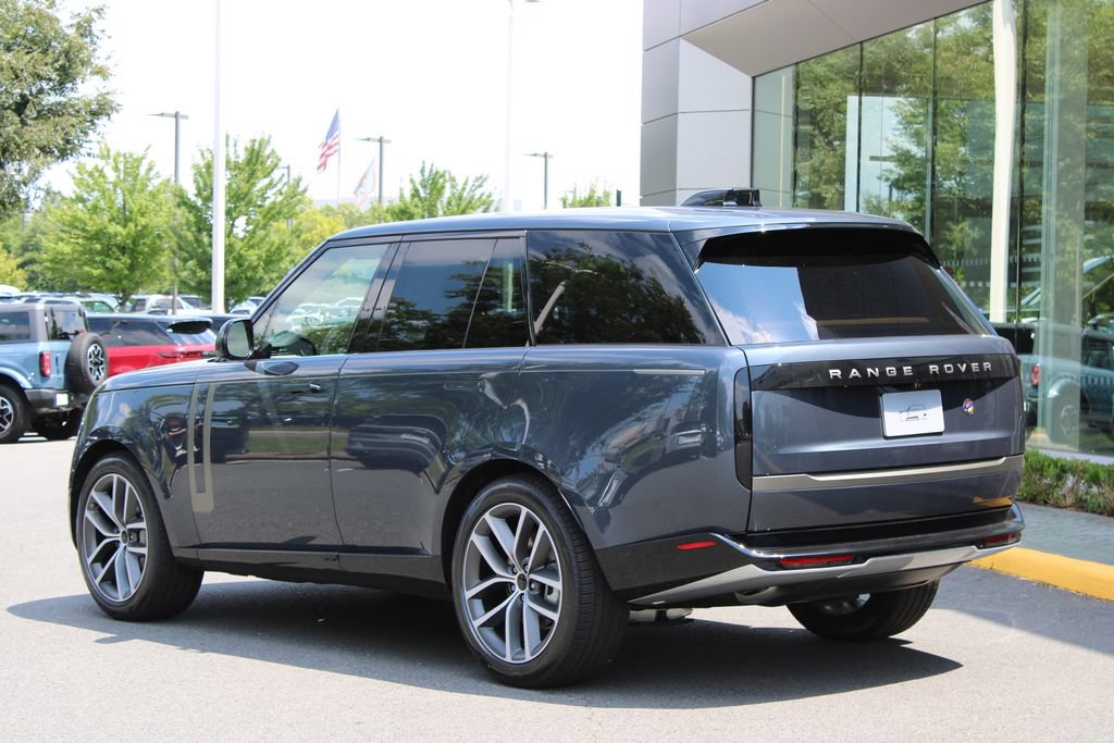 New 2026 Land Rover Range Rover SE AWD/4WD image 5
