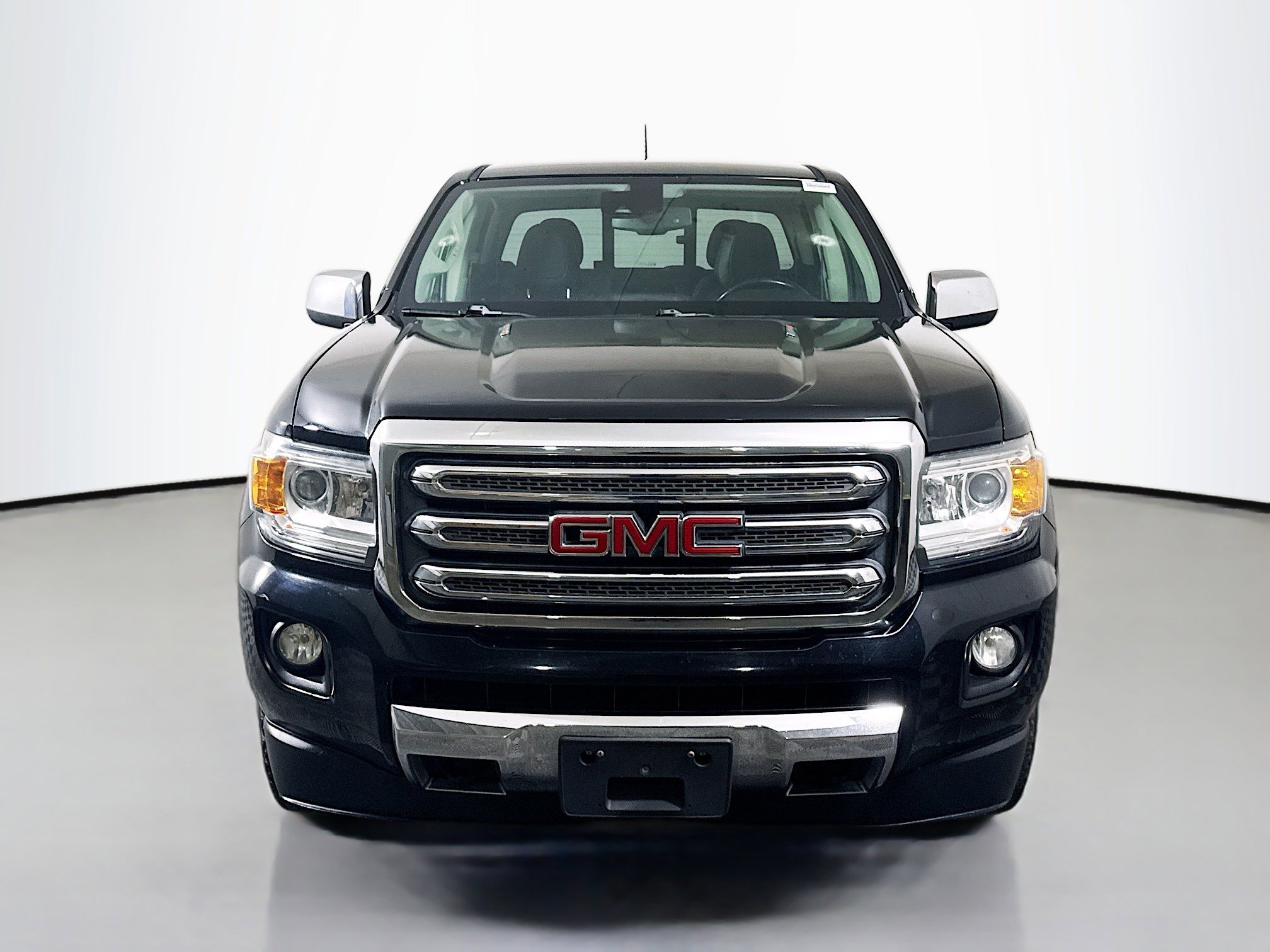 Used 2016 GMC Canyon SLT w/ Driver Alert Package image 2