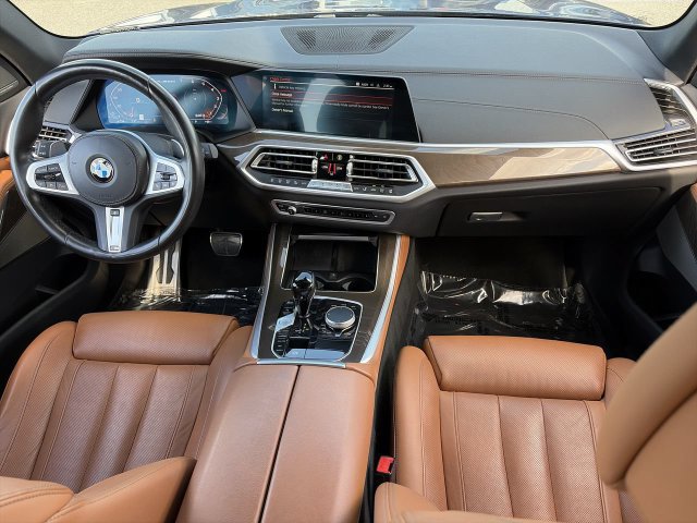 Used 2022 BMW X5 M50i AWD/4WD image 16