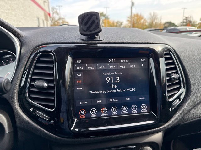 Used 2019 Jeep Compass Limited AWD/4WD image 15