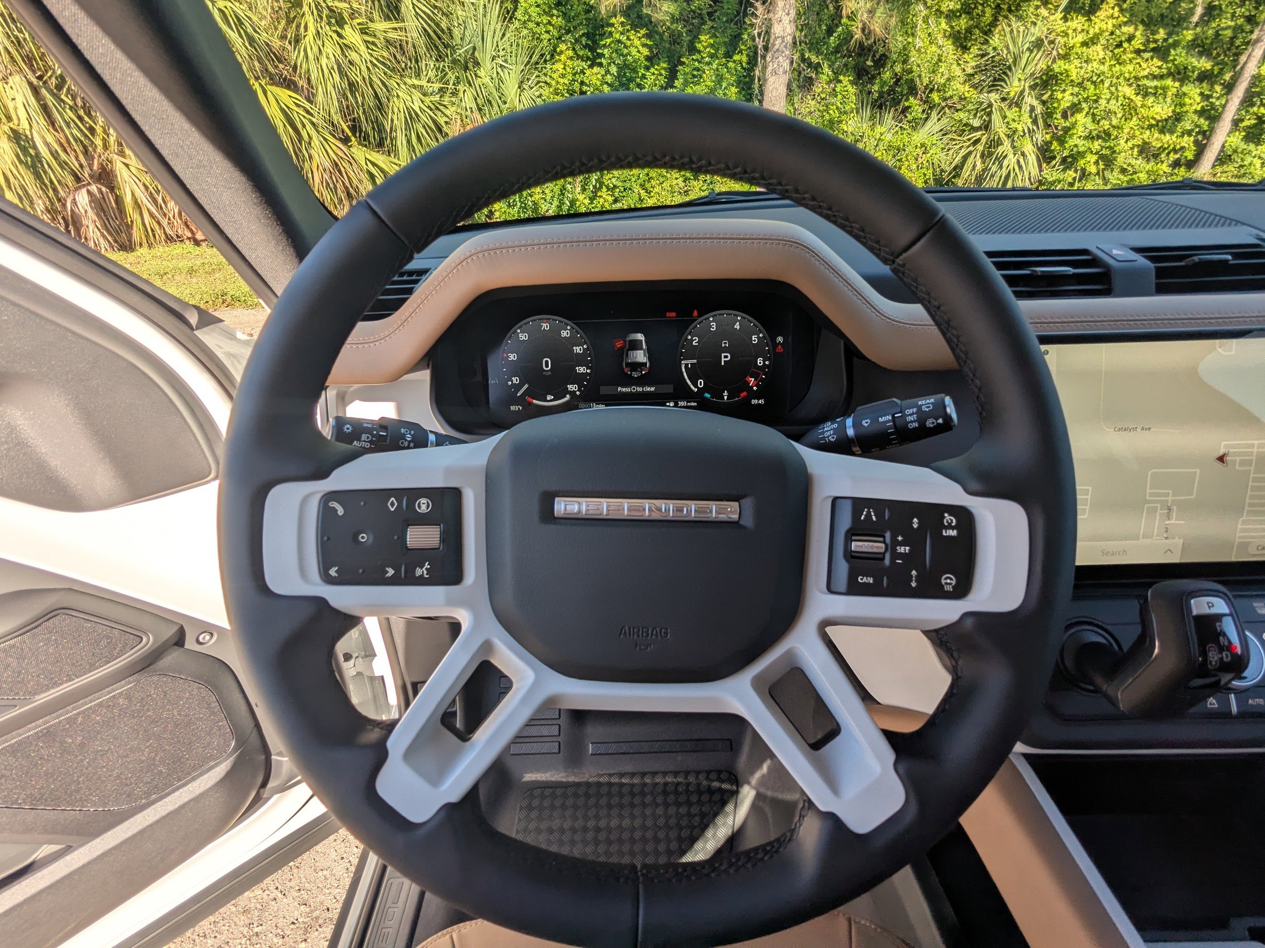 New 2026 Land Rover Defender 110 S image 36