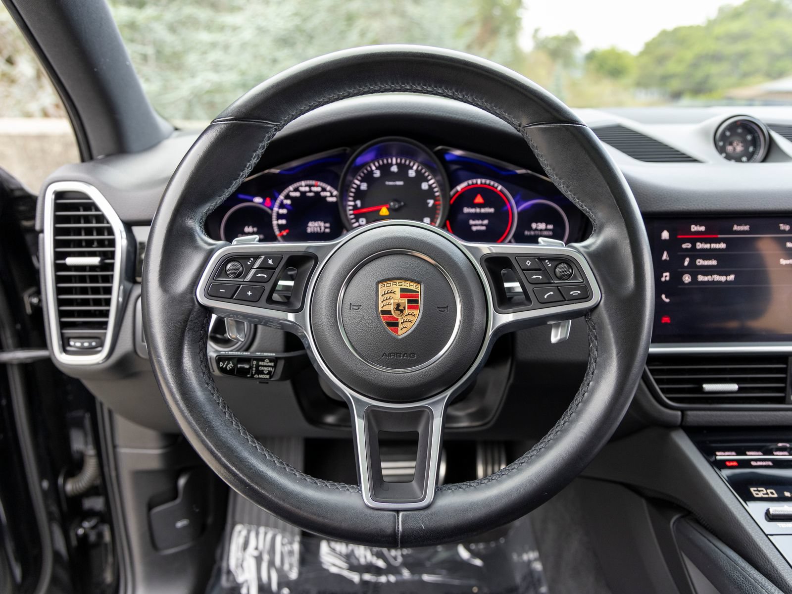 Certified 2022 Porsche Cayenne S AWD/4WD image 35