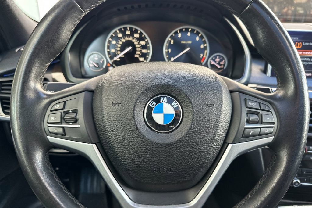 Used 2017 BMW X5 xDrive40e AWD/4WD image 26