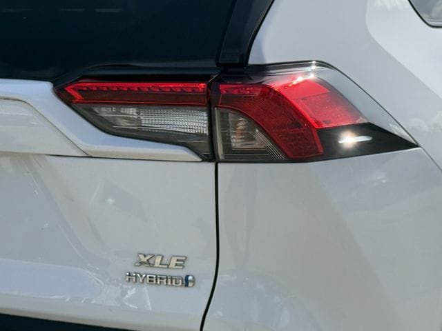 Used 2023 Toyota RAV4 XLE w/ Convenience Package AWD/4WD image 7