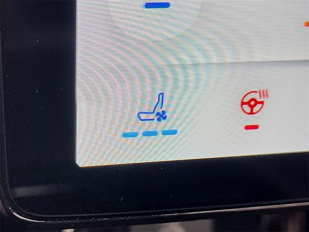 Used 2025 Ford Mustang Mach-E Premium image 18