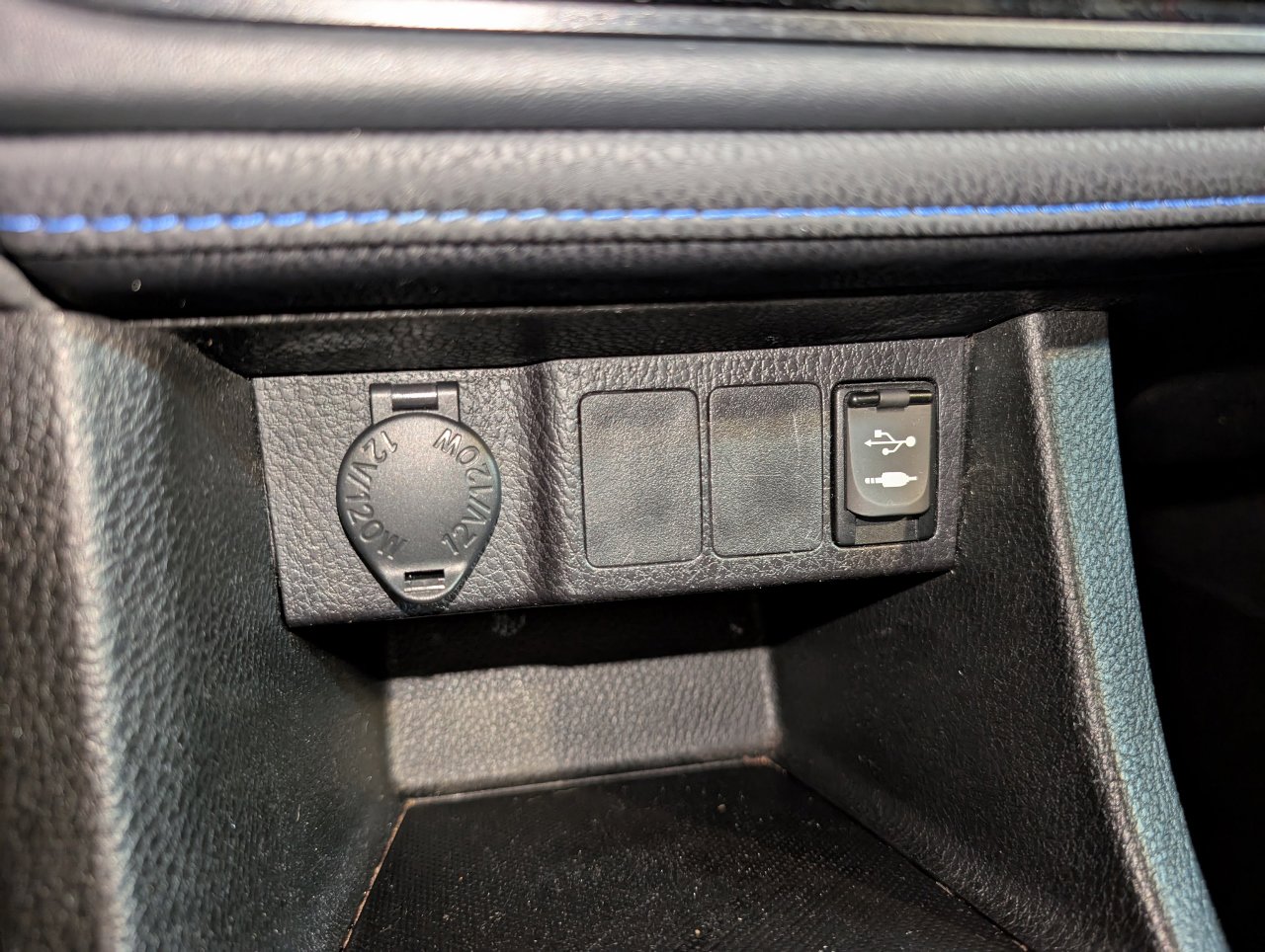 Used 2018 Toyota Corolla SE image 40