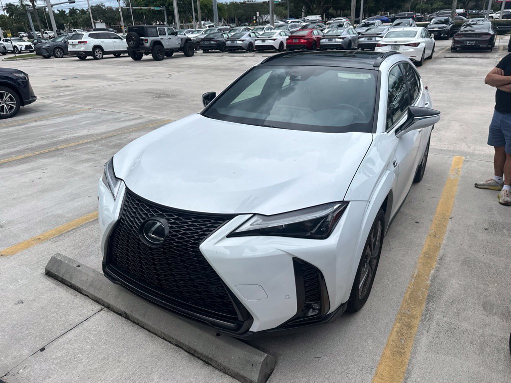 Used 2024 Lexus UX 250h F Sport FWD image 1