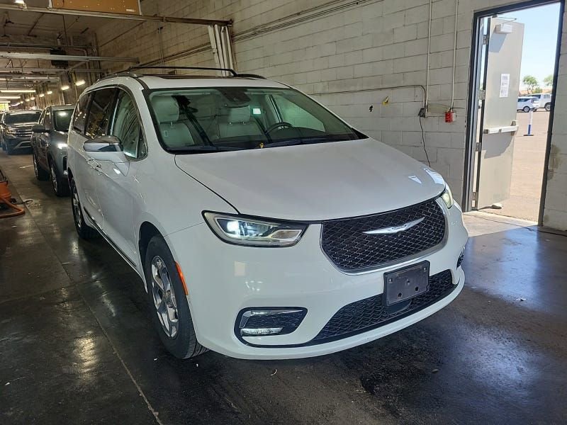 Used 2021 Chrysler Pacifica Limited w/ Premium & Safety Sphere Group AWD/4WD image 2