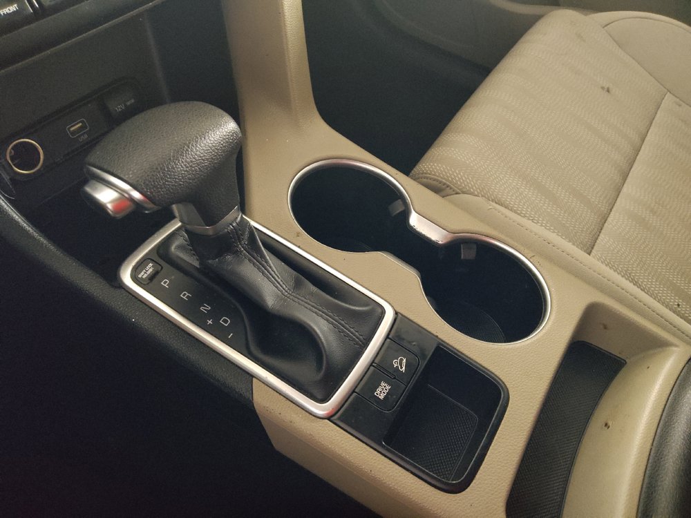 Used 2020 Kia Sportage LX FWD image 26