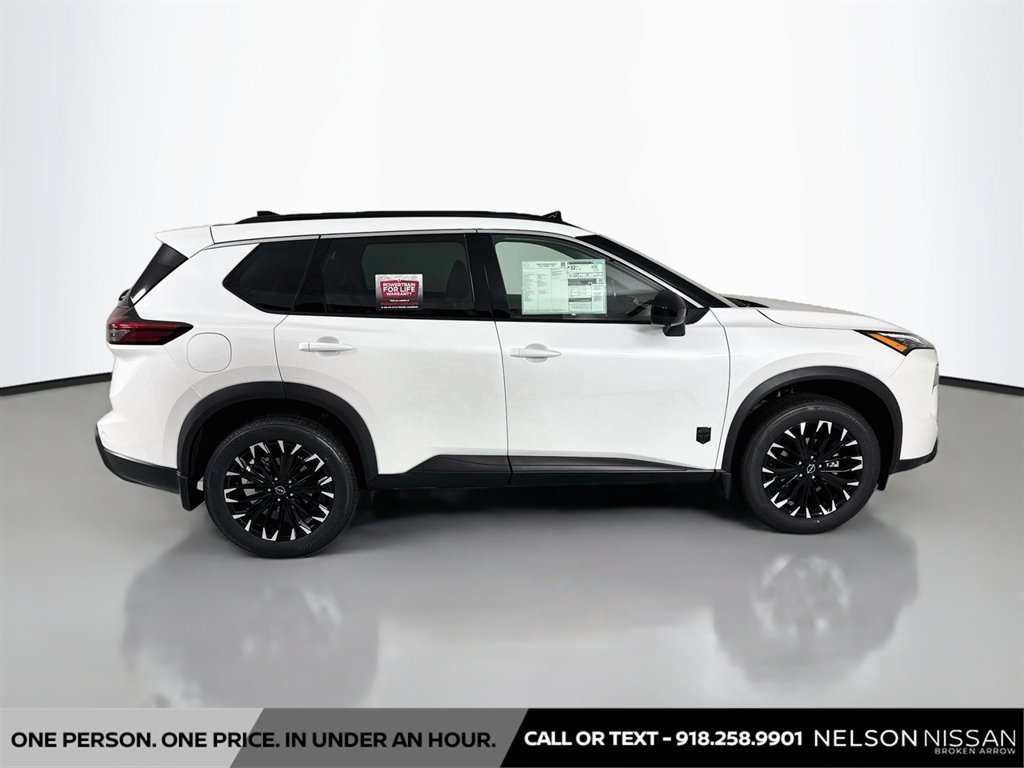 New 2026 Nissan Rogue Dark Armor FWD image 4