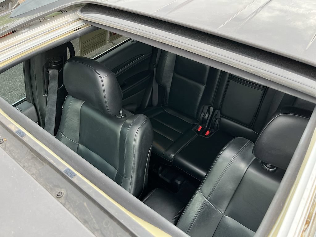 Used 2021 Jeep Grand Cherokee Limited RWD image 22
