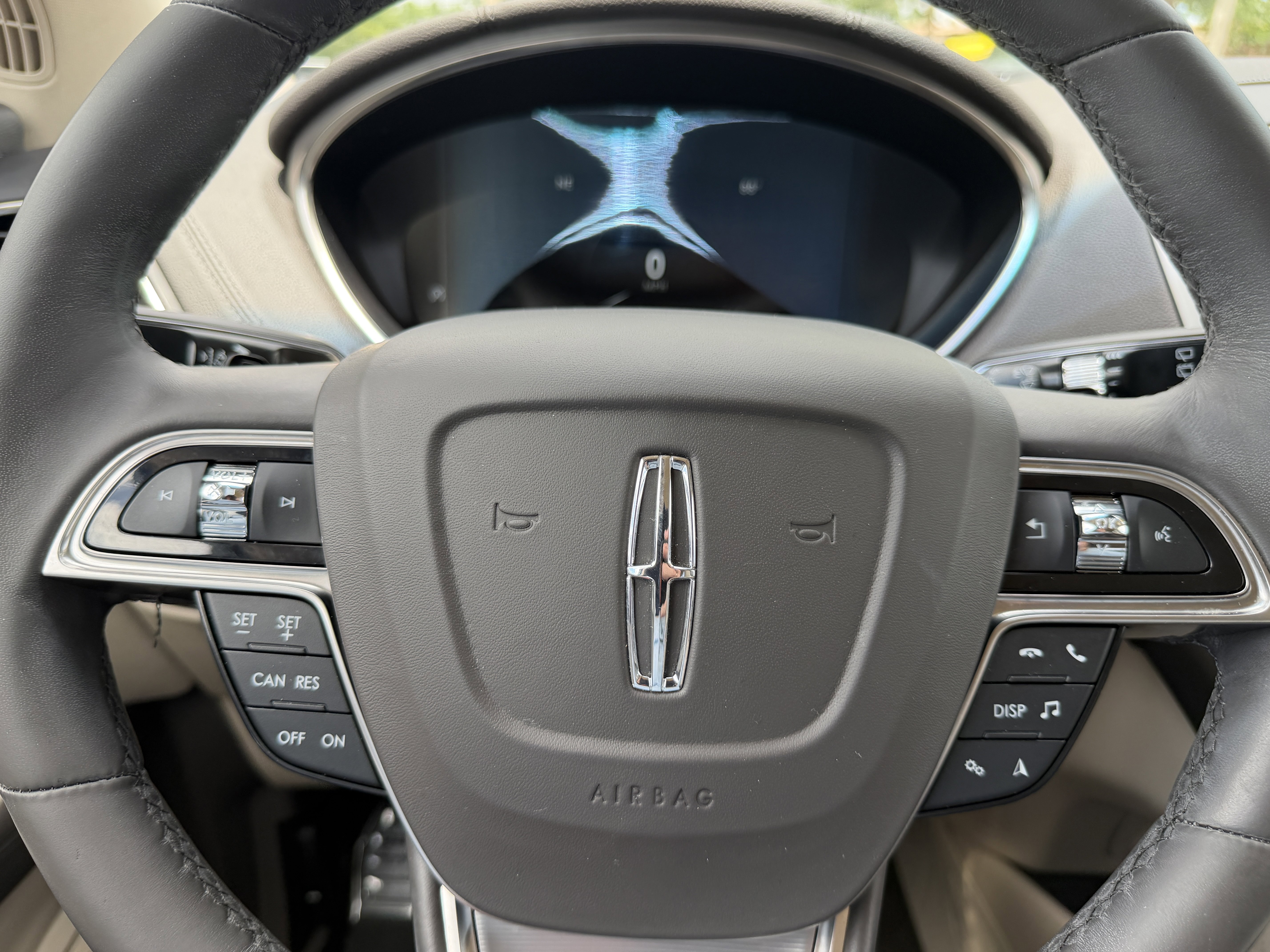 Used 2019 Lincoln Nautilus Select image 27