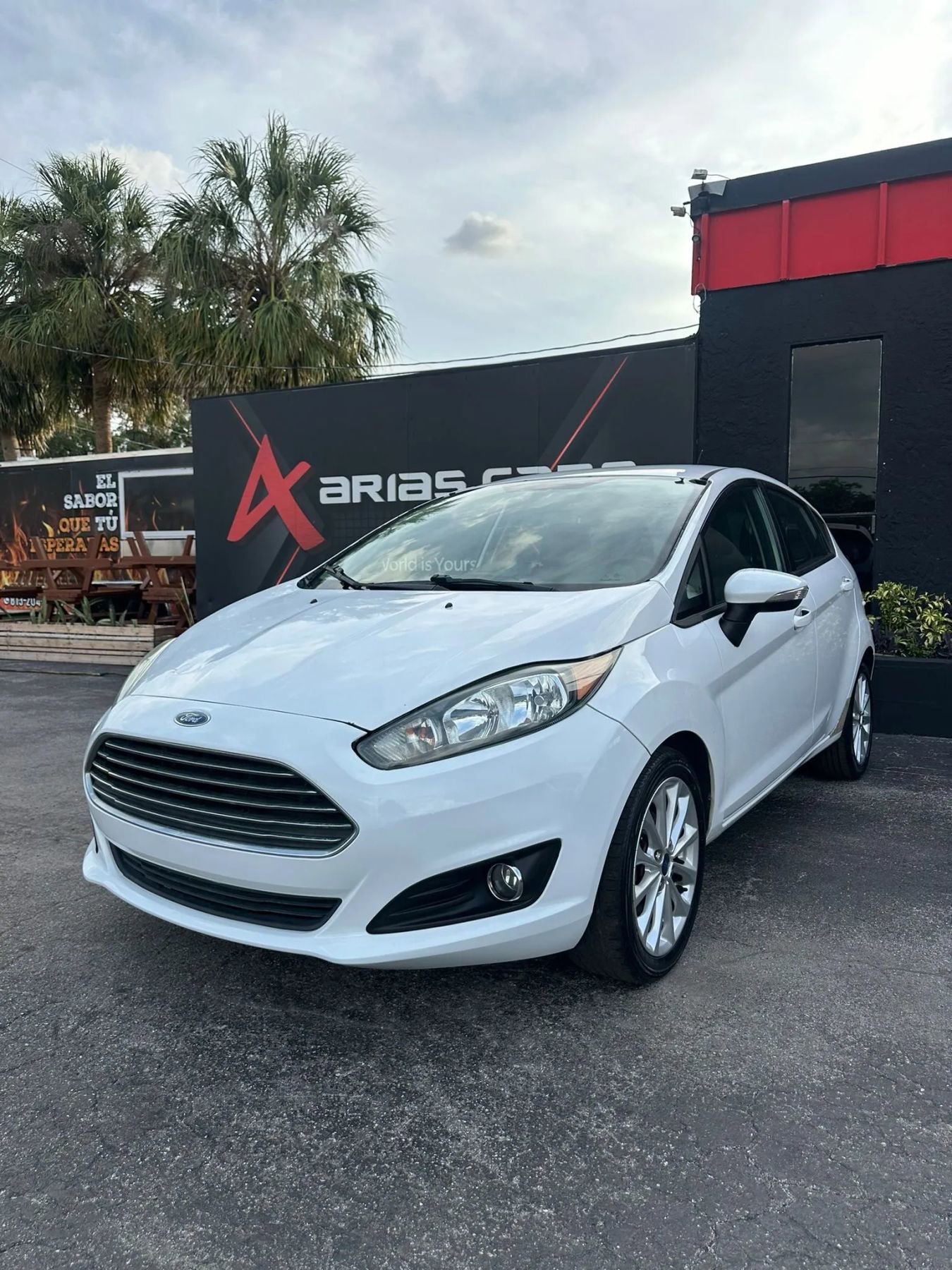 Used 2014 Ford Fiesta SE w/ Equipment Group 201A