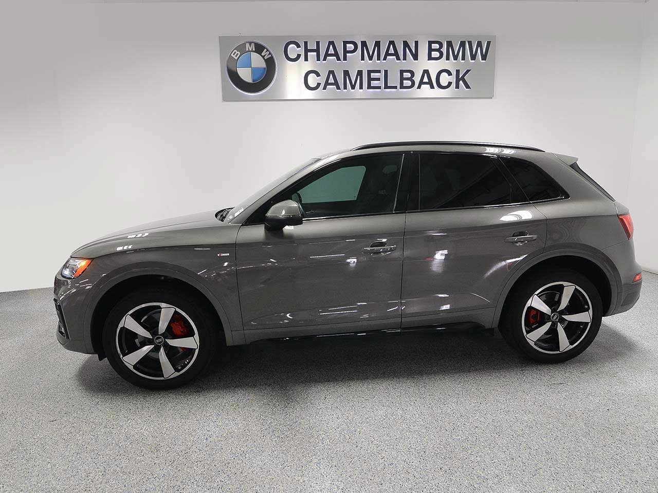 Used 2024 Audi Q5 2.0T Premium Plus w/ Premium Plus Package AWD/4WD image 3