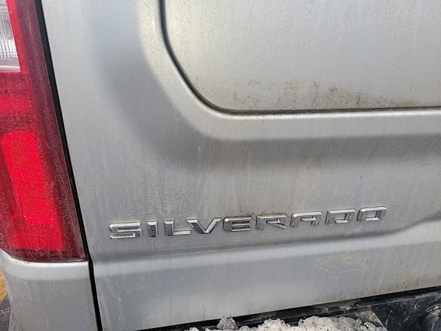 Used 2021 Chevrolet Silverado 1500 LT Trail Boss w/ Convenience Package II image 3