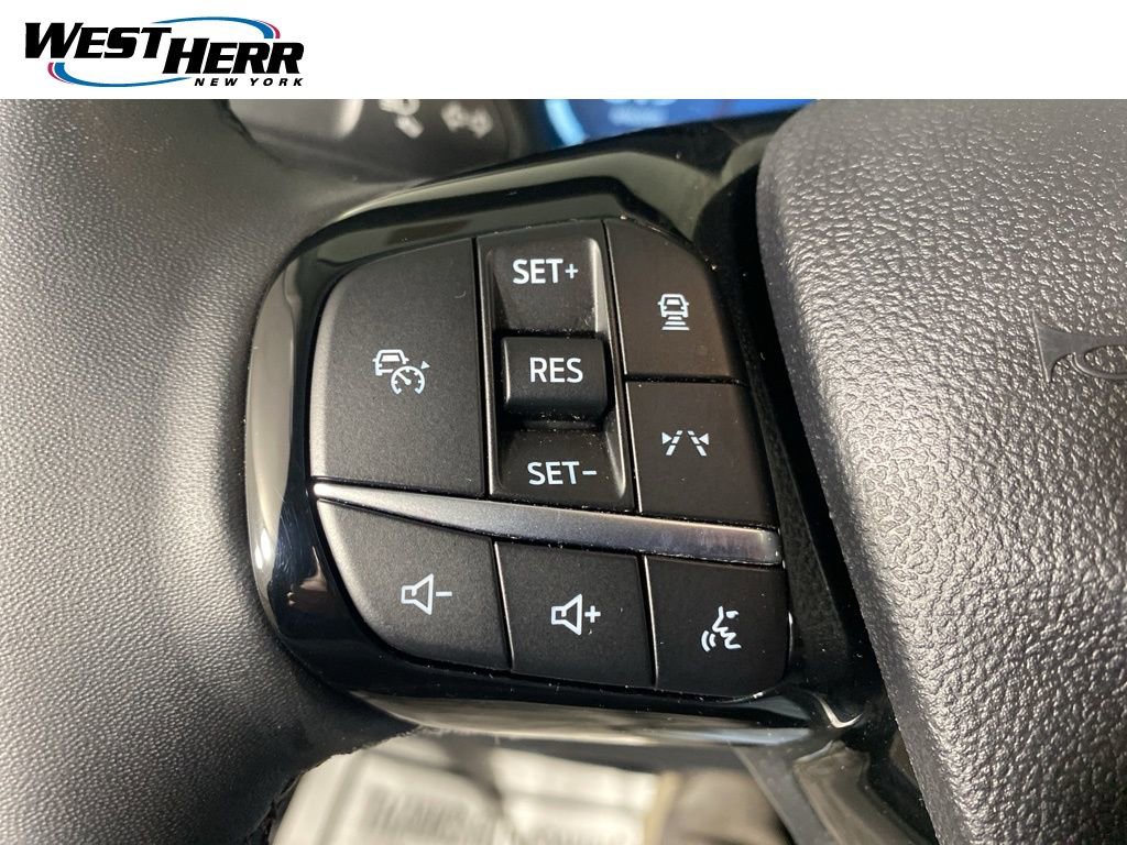 Used 2023 Ford Escape Active w/ Tech Pack #2 AWD/4WD image 9