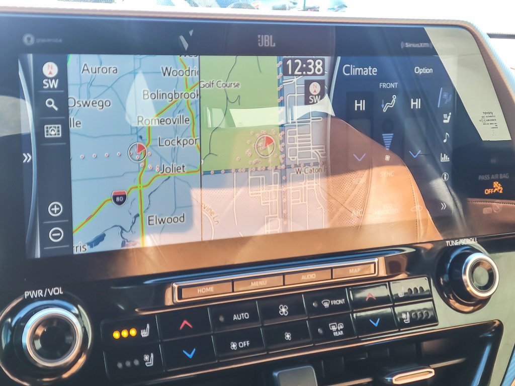 Used 2022 Toyota Highlander Platinum image 12