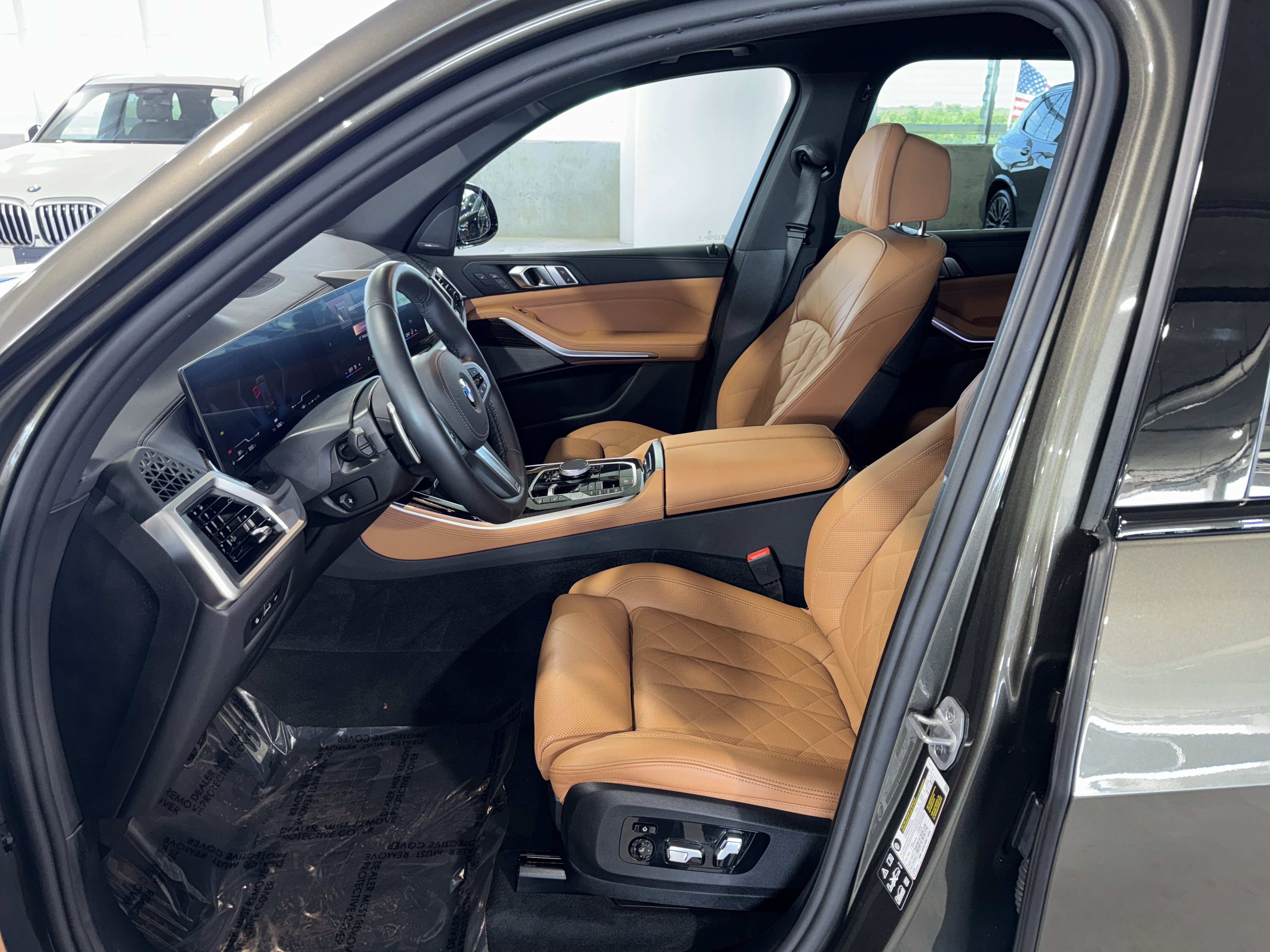 Certified 2025 BMW X5 xDrive40i w/ M Sport Package image 19