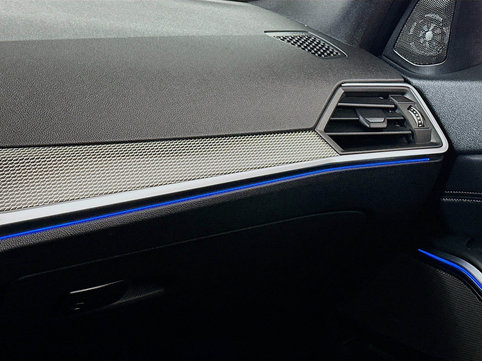 Used 2022 BMW M3 Competition w/ M Carbon Exterior Package image 15