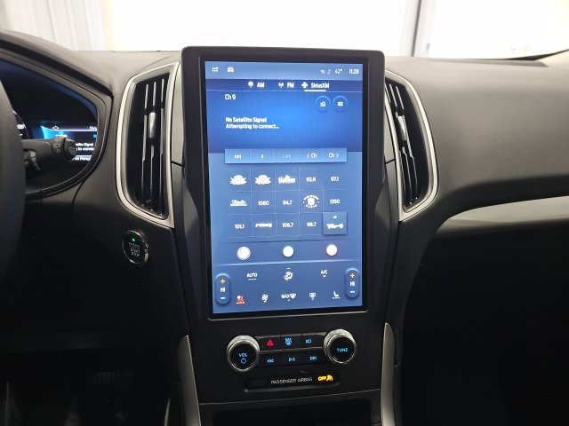 Used 2024 Ford Edge SEL w/ Convenience Package image 27