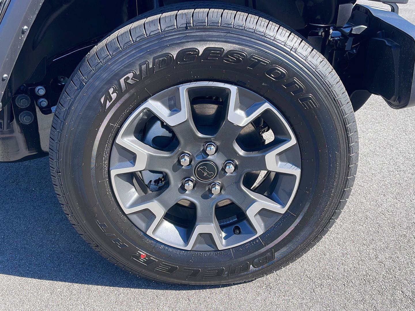 New 2026 Jeep Gladiator Sport AWD/4WD image 9