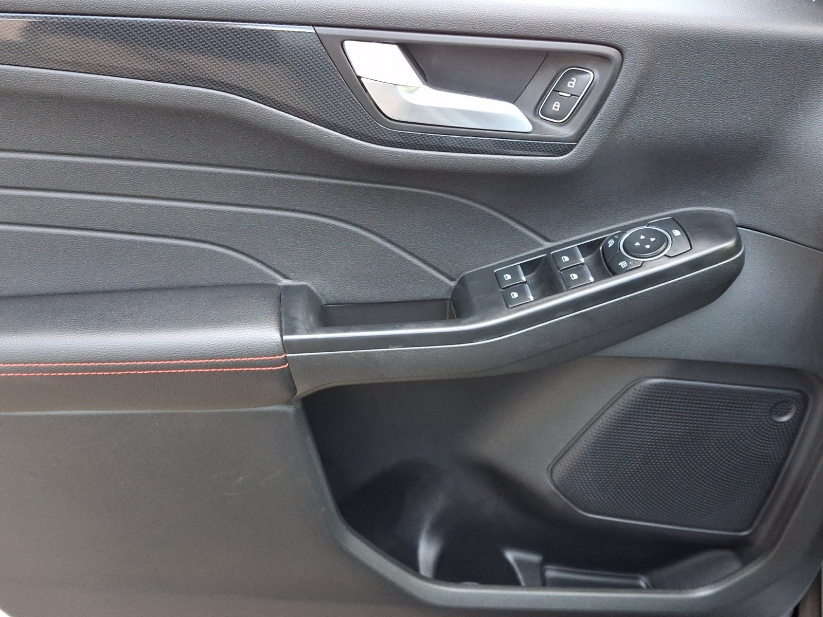 Used 2026 Ford Escape ST-Line AWD/4WD image 14
