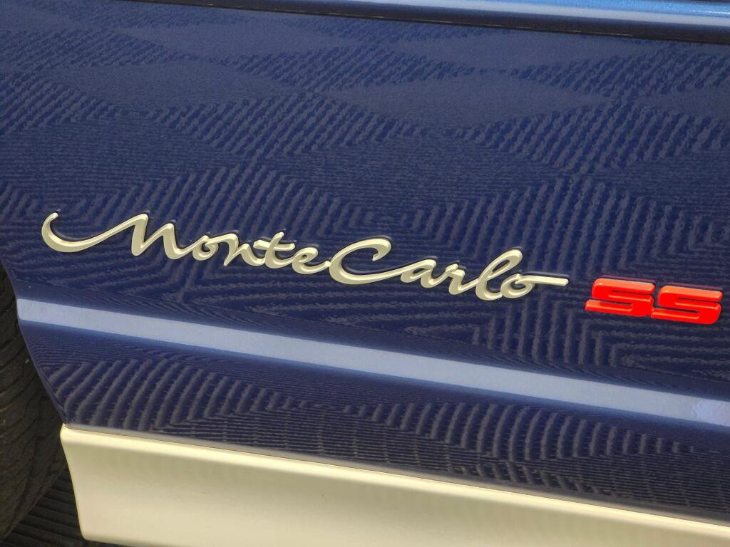 Used 2003 Chevrolet Monte Carlo SS FWD image 12