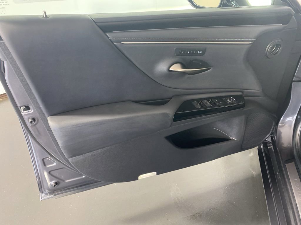Certified 2023 Lexus ES 350 w/ Premium Package image 24