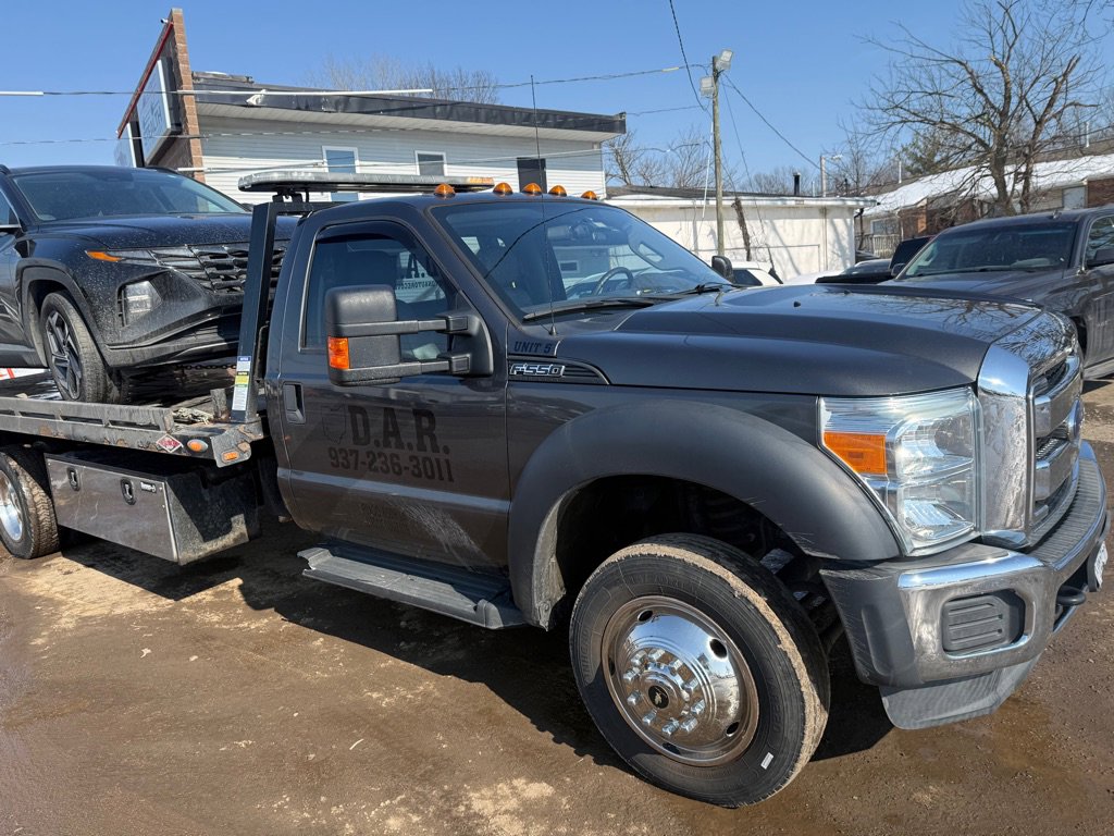 Used 2016 Ford F550 2WD Regular Cab Super Duty image 8