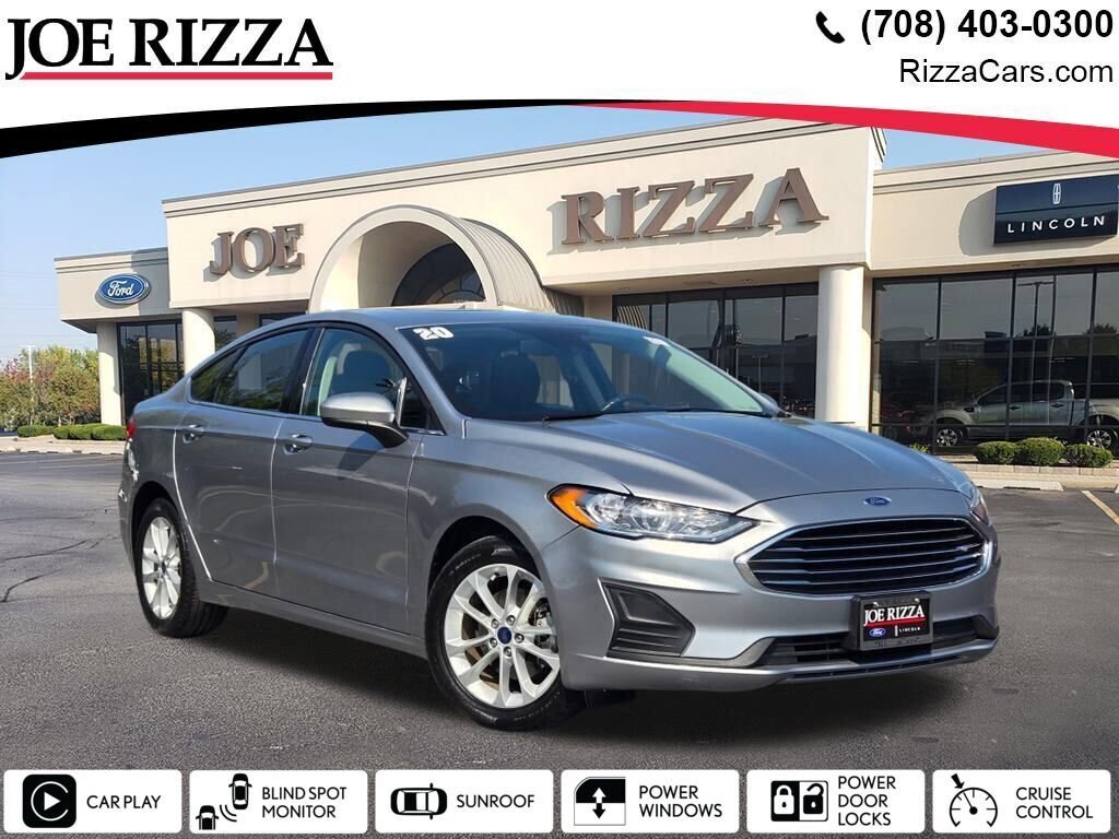 Used 2020 Ford Fusion SE image 1