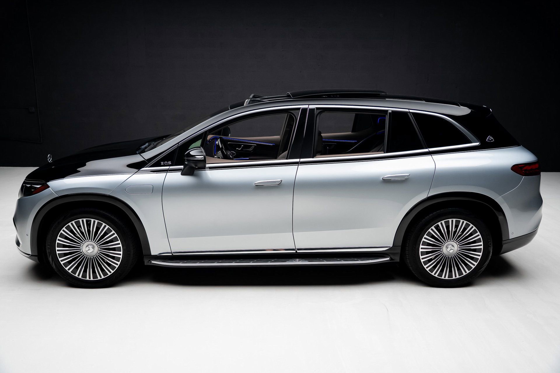 Used 2024 Mercedes-Benz Maybach EQS 680 4MATIC image 15