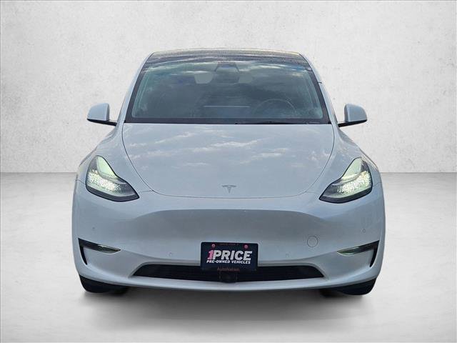 Used 2022 Tesla Model Y Long Range AWD/4WD image 2