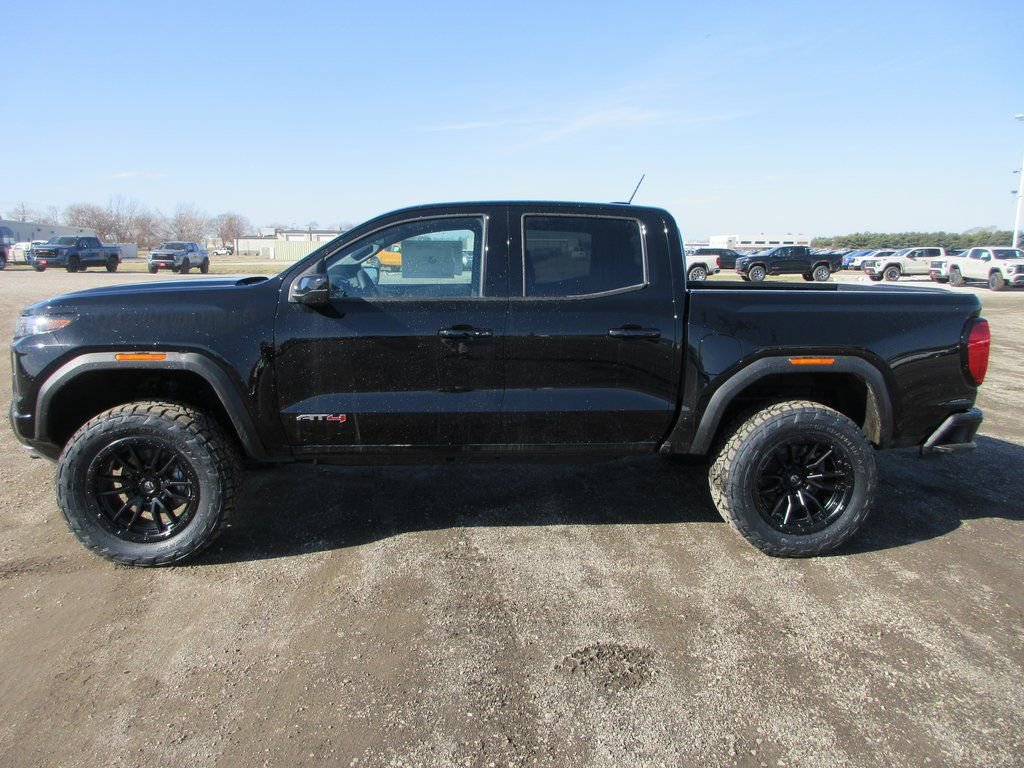 New 2026 GMC Canyon AT4 image 9