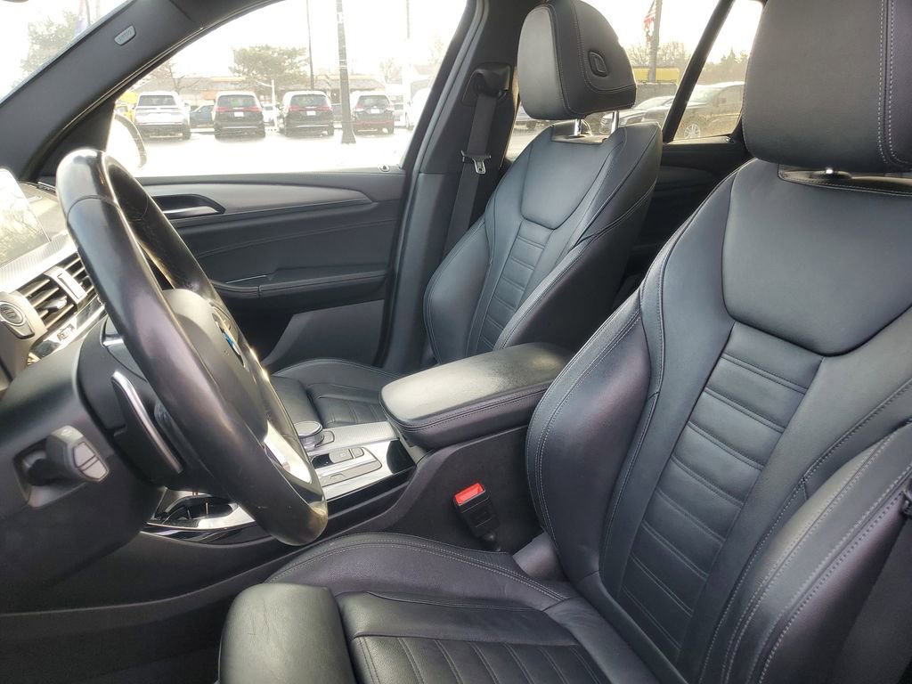 Used 2018 BMW X3 M40i image 16