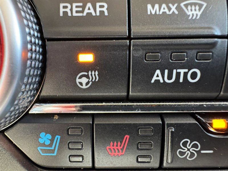 Used 2018 Ford Expedition XLT w/ Equipment Group 202A image 23