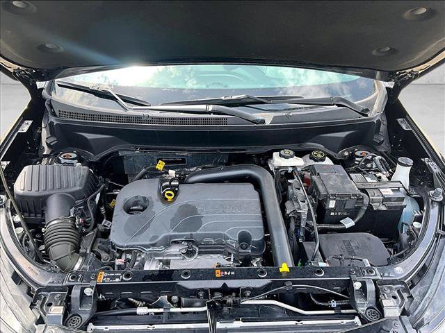 Used 2024 Chevrolet Equinox Premier FWD image 11