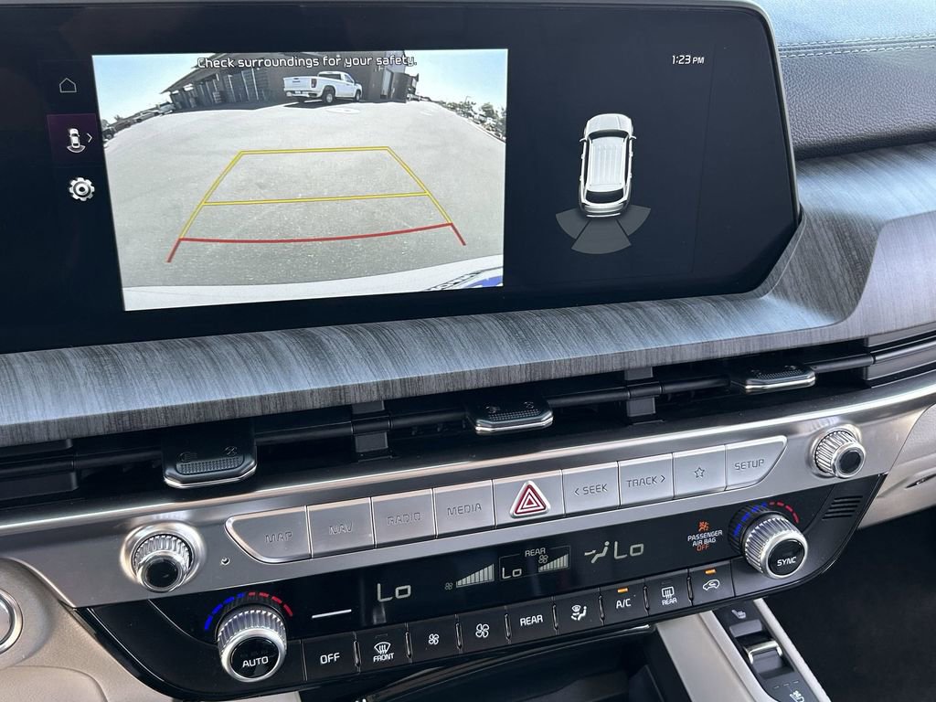 Used 2025 Kia Telluride EX image 15