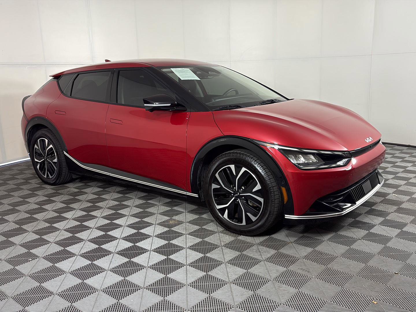 Used 2022 Kia EV6 Wind w/ Wind Technology Package image 2