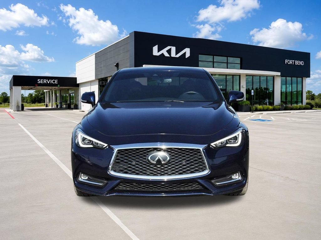 Used 2022 INFINITI Q60 3.0t Luxe w/ Cargo Package RWD image 2